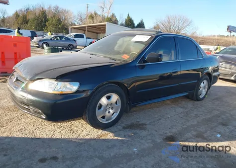 2001 Honda Accord 3.0 Ex from USA, damaged, VIN 1HGCG16511A026654